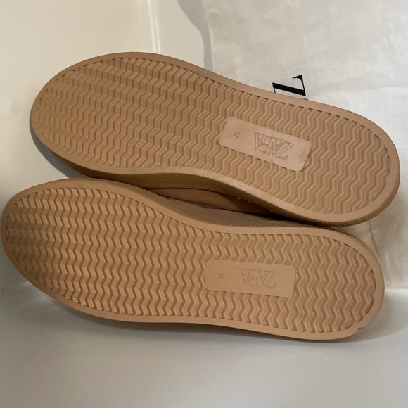 ZARA LEATHER SNEAKERS WITH FUR LINING - Picture 10 of 11